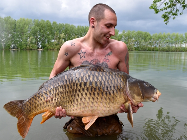 Tony Morrison: 54lb