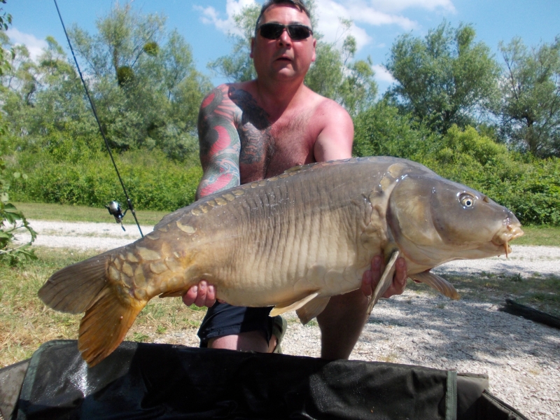 Darren Robertson: 46lb