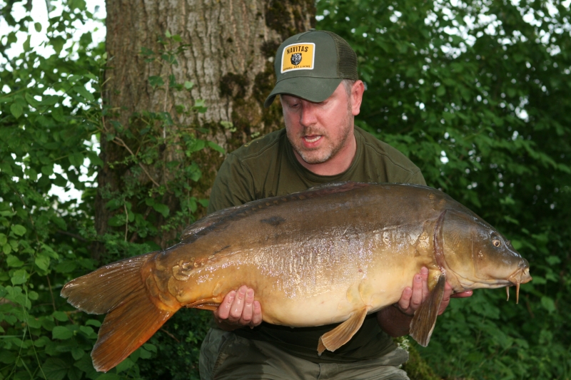 Neil Saunders: 35lb