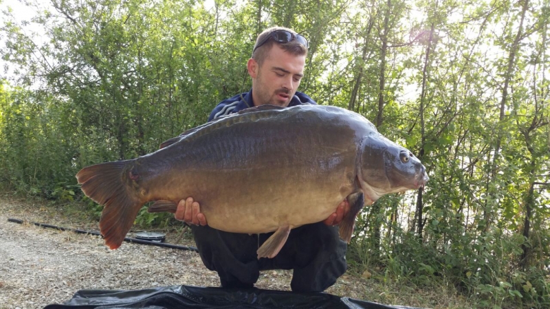 Dean Robinson: 48lb