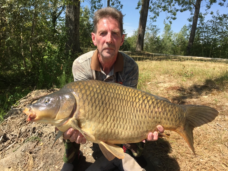 Nick Wills: 28lb