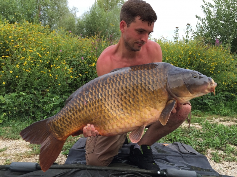 Adam White: 44lb