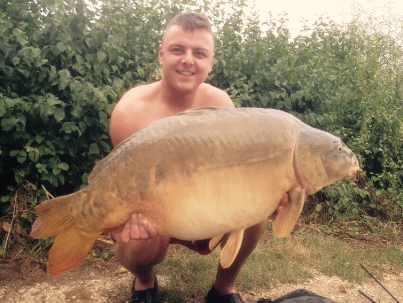 Dan Brown: 39lb