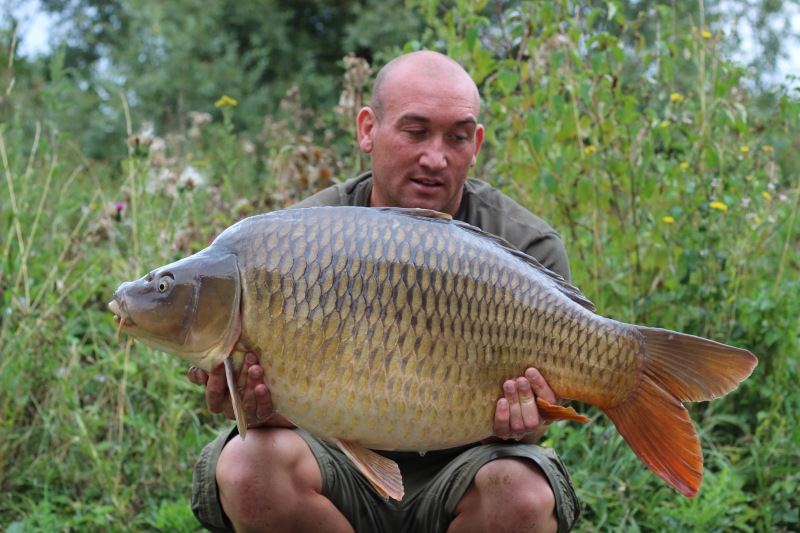 Lee Dowding: 37lb