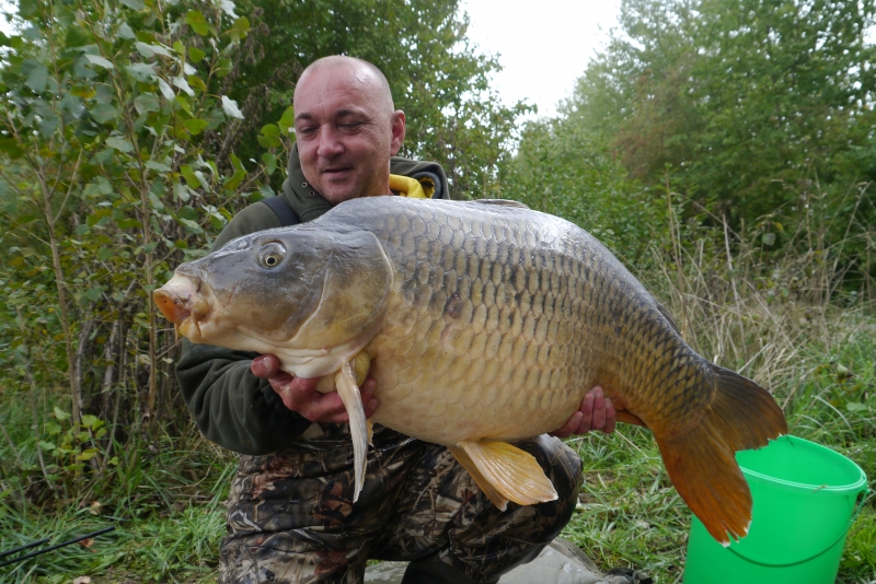 Lee Bennet: 52lb