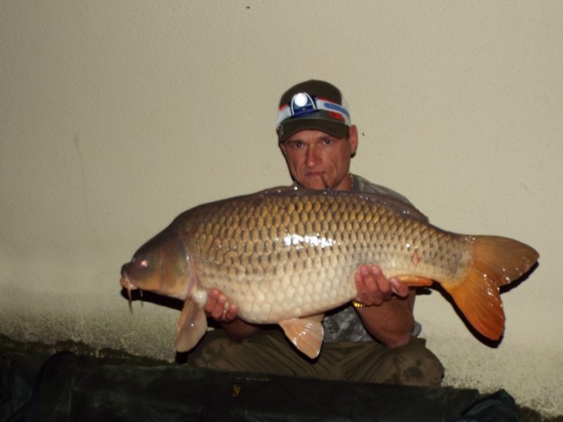 Thomos Moorcrofc: 32lb