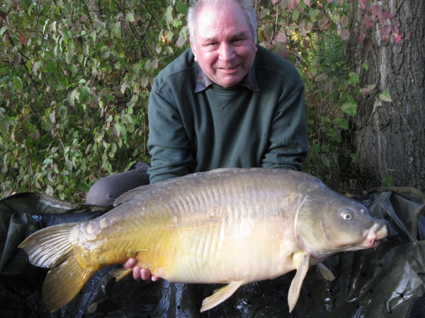 Norman Locke: 32lb