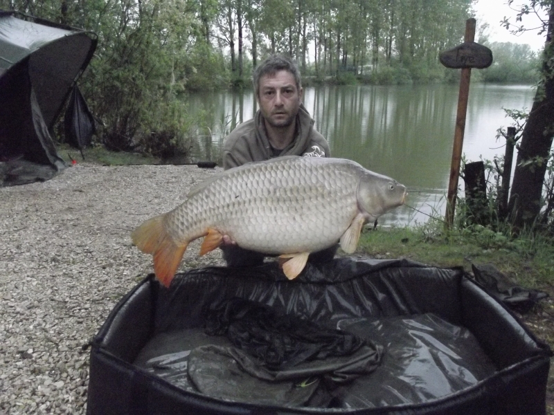 Carl Hall: 44lb