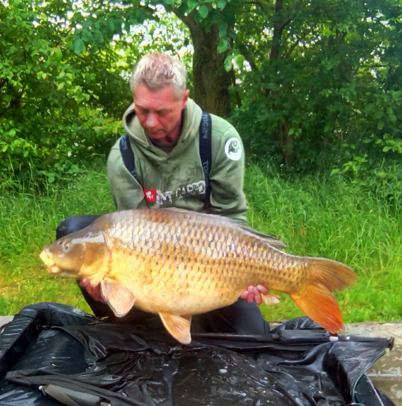 Gary Breen: 54lb