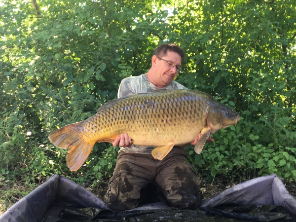 Peter Boyle: 47lb