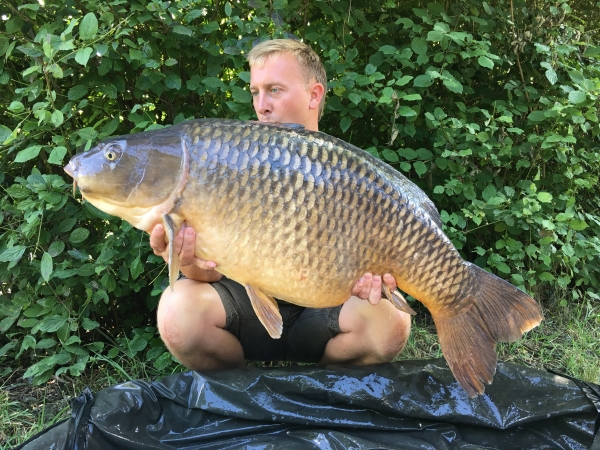 Ian Jones: 47lb