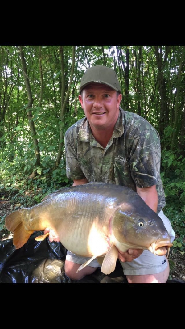 Ross Kemp: 40lb