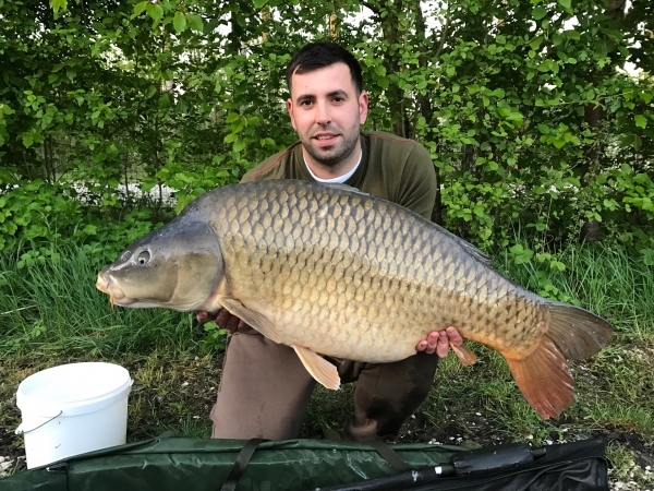 Gavin Young: 48lb