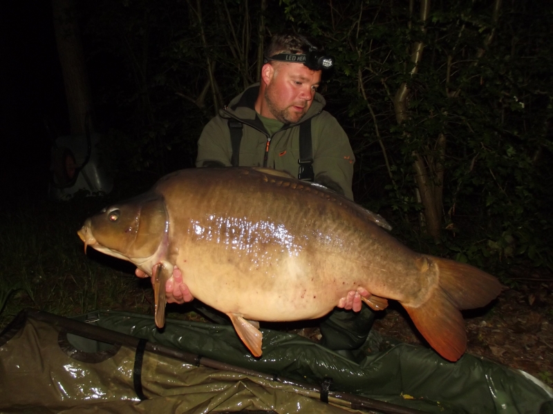 Chris Ellison: 44lb