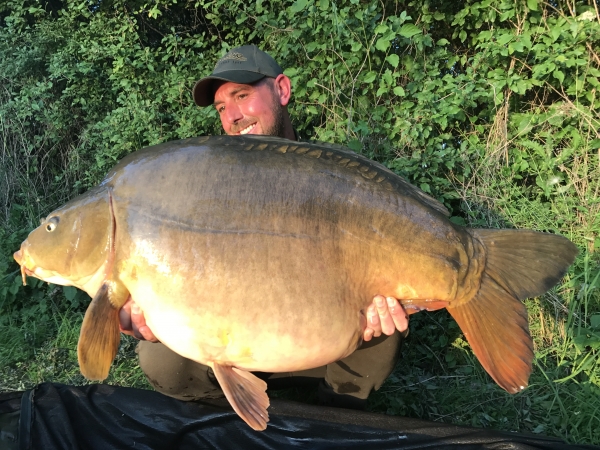 Bradley James: 53lb