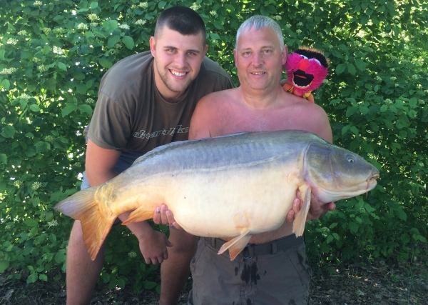 Carl Moss: 52lb