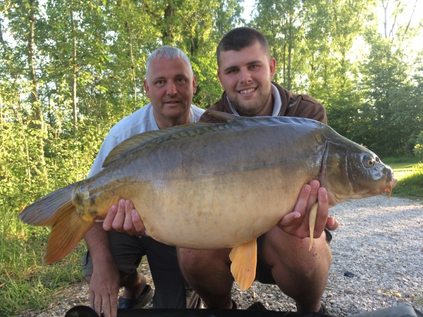 Danny Moss: 33lb