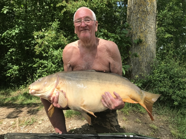 Mike Bones: 54lb