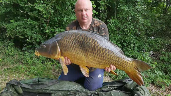 Alan Hunter: 49lb