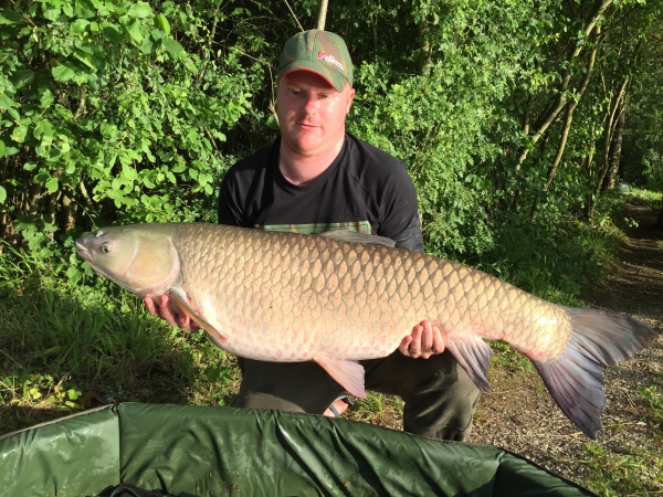 Stuart Walshaw: 52lb