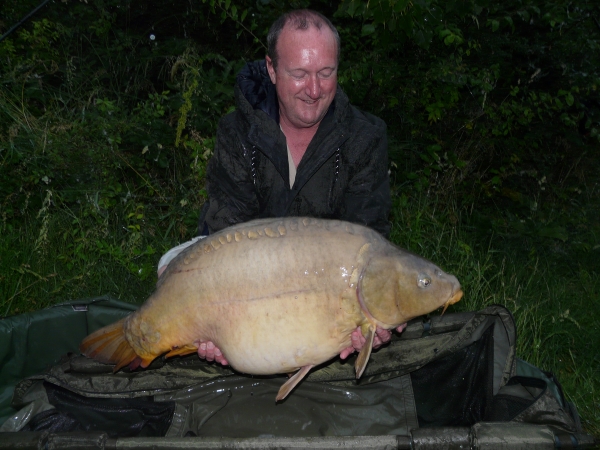 Les Bowring: 42lb