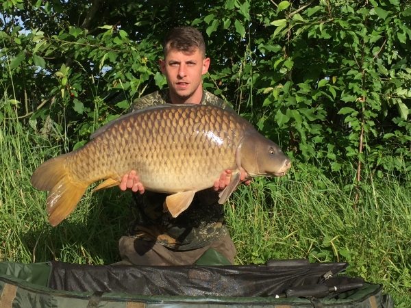 Geoff Dixion: 38lb