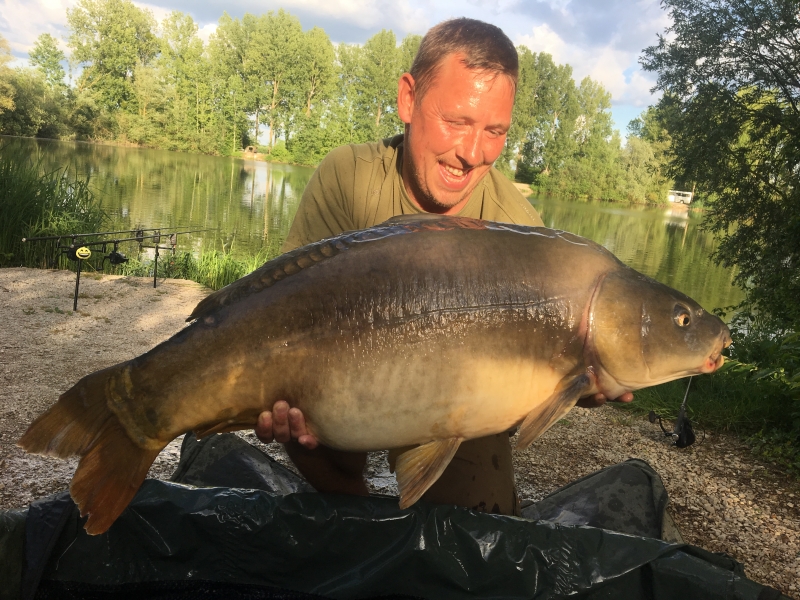 Mick James: 33lb