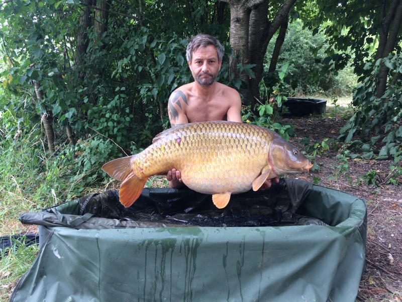 Carl Hall: 52lb