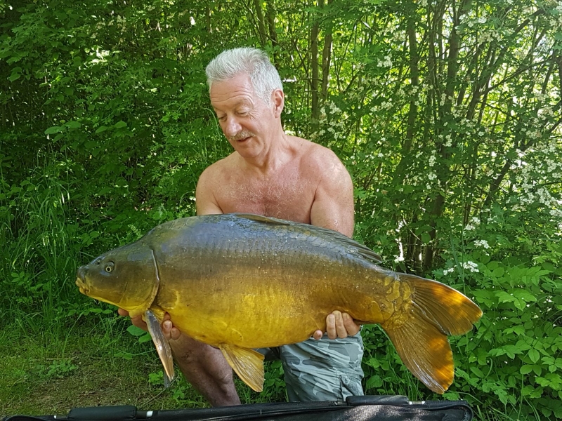 Joe Player 33lb12oz