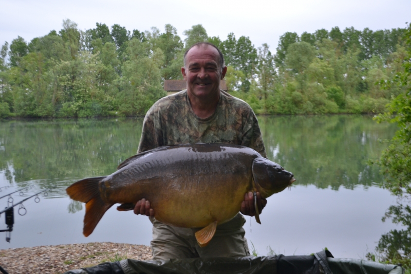 Robert Earey 53lb