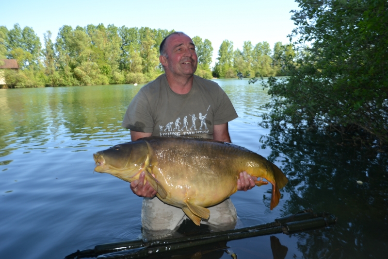 Robert Earey 53lb