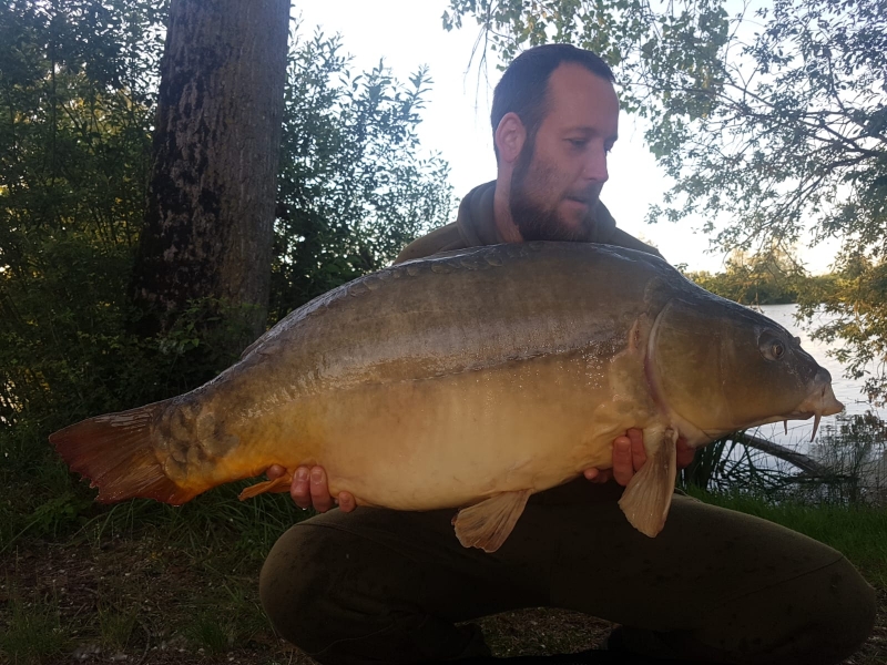 ryan tucker 42lb mirror