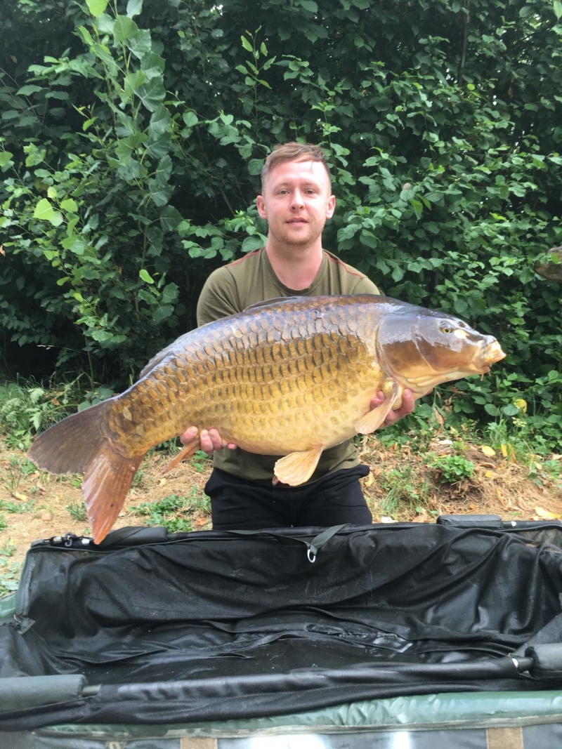 Daniel Atkinson 45lb common