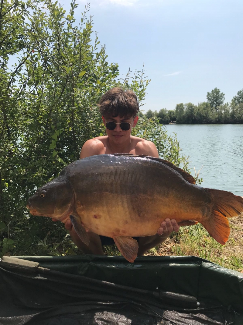 Alex Booth 34lb