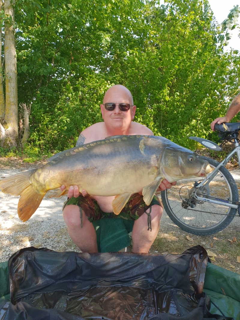 Adrian Carnell 32lb