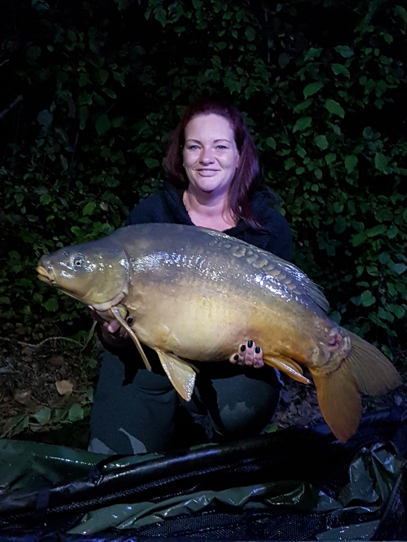 Michelle Coombes 33lb 10oz