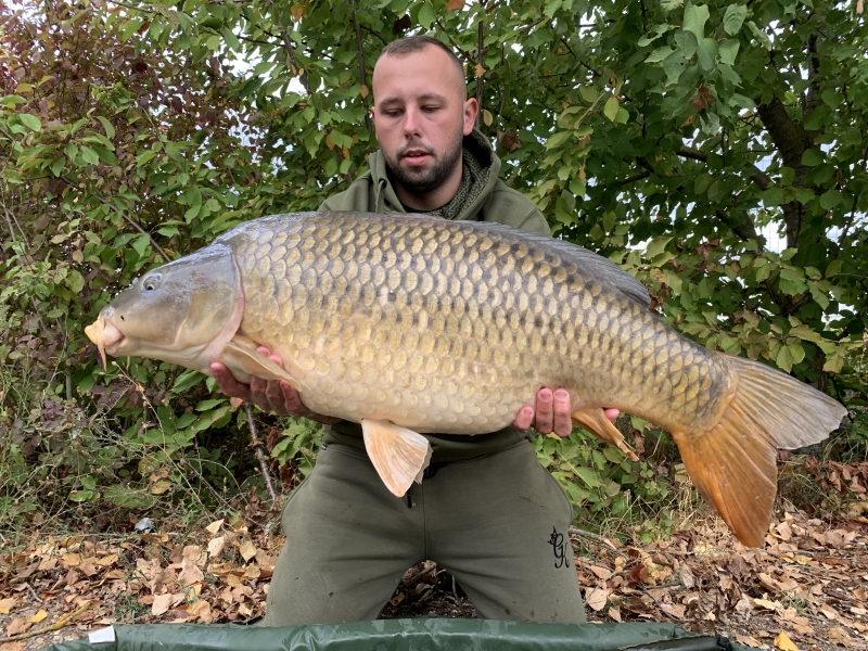 IAN  BOWDEN 40LB 8OZ