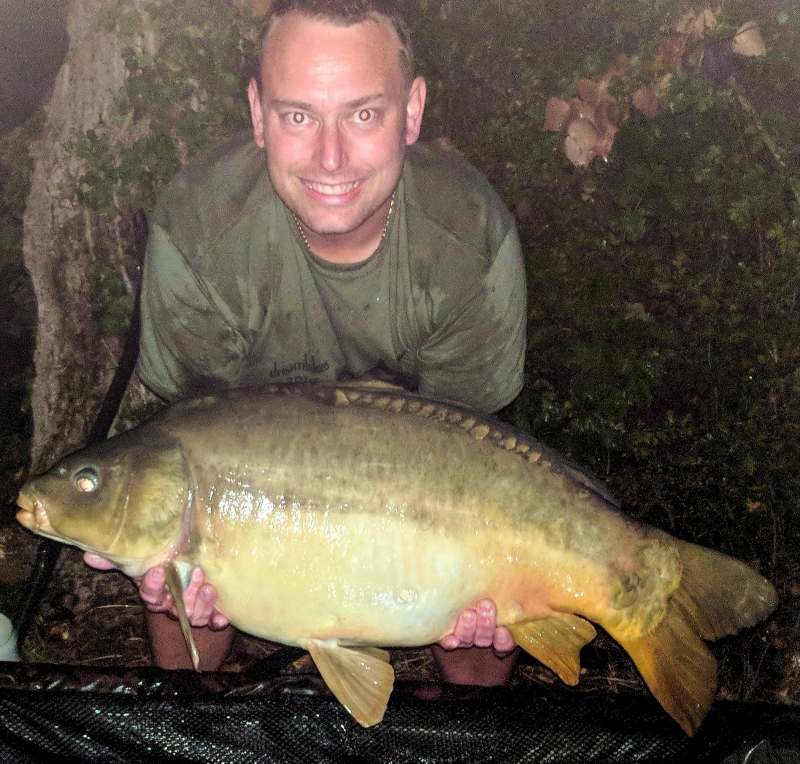 IAN 30LB MIRROR