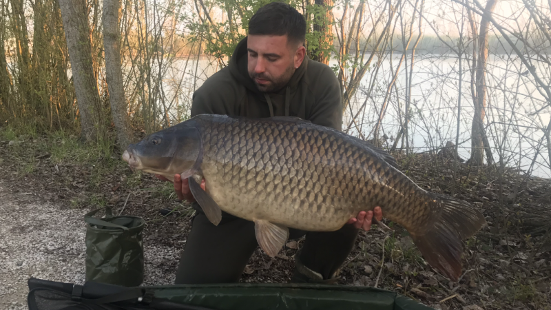 Gav Young 47lb