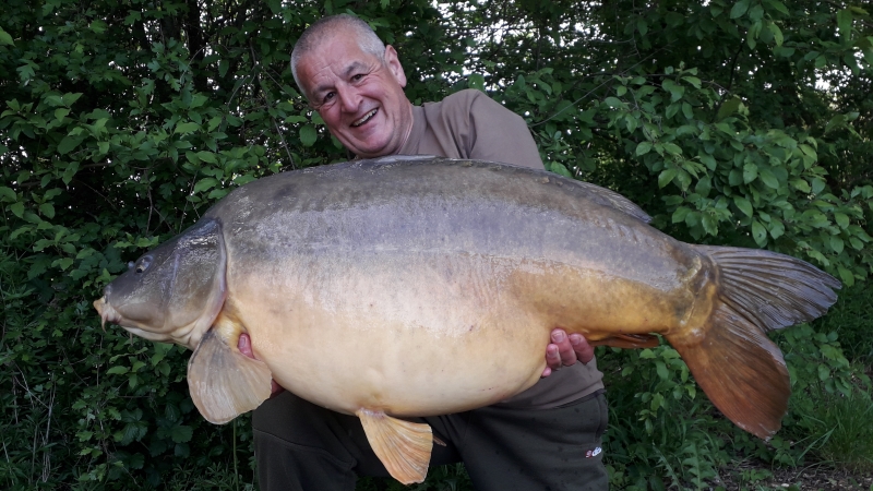 Tony Baker 52lb 12oz