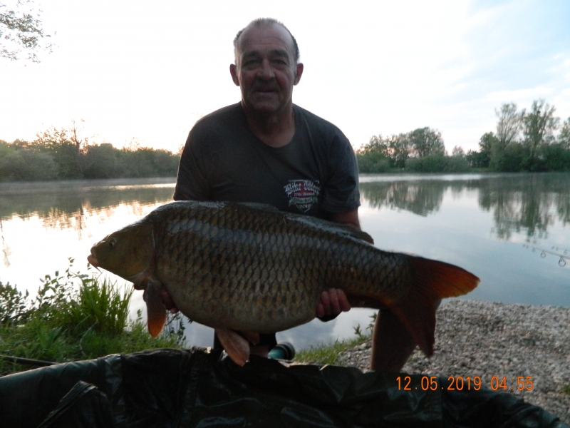 Robert Earey 42lb