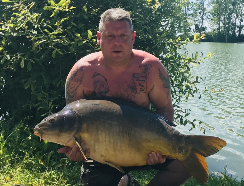 Lee Roberts 41lb mirror