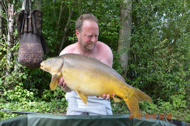 Ian Squirrell 25lb 9oz