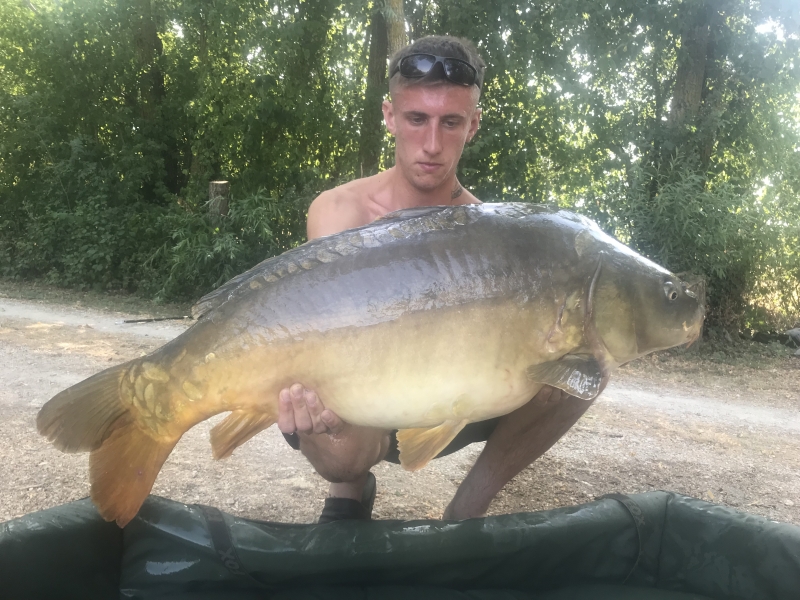 Ryan Clayton 33lb 2oz