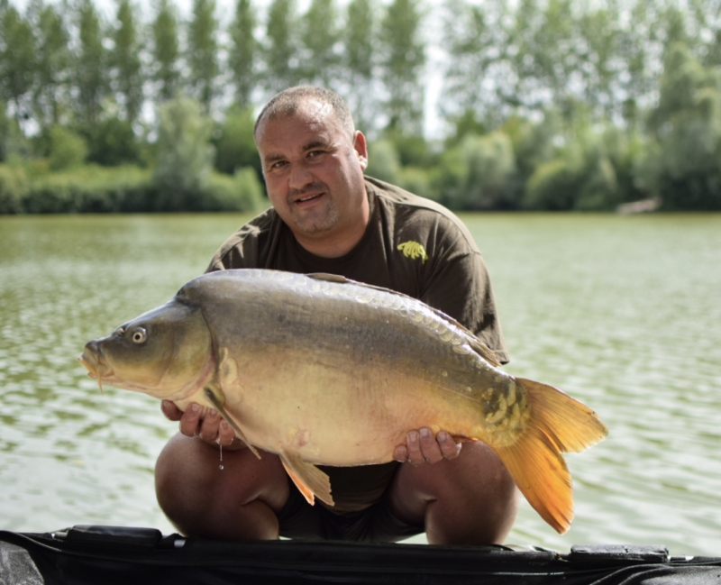 Carlo Borromeo 30lb 4oz mirror