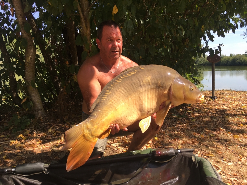 Lee Moore 40lb 8oz mirror