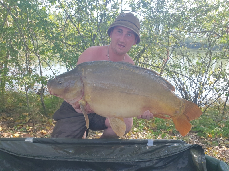 Darren Collins 35lb 6oz