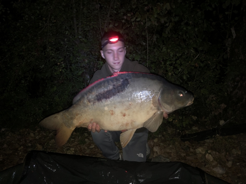 Carlton Davis 24lb mirror